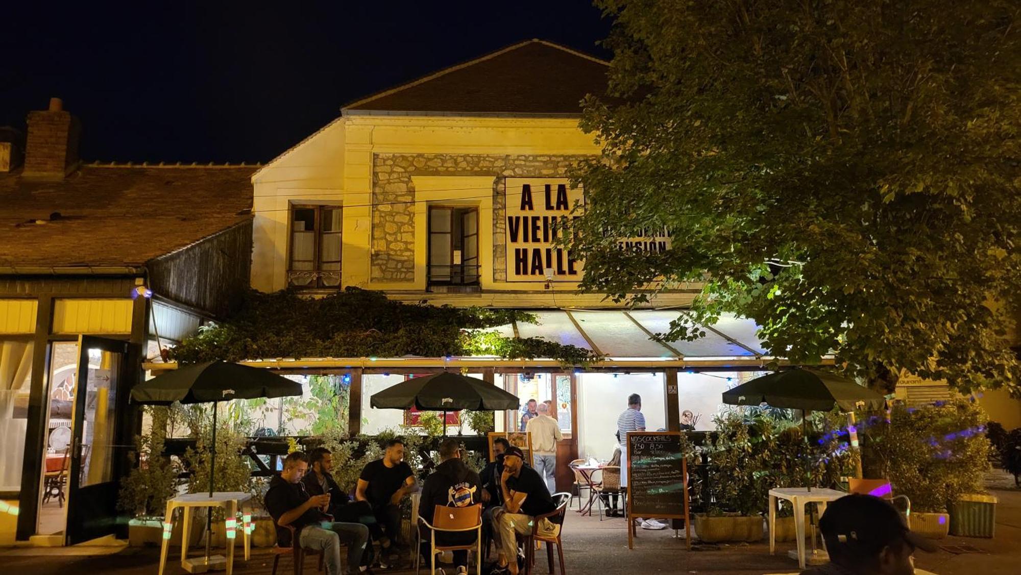 A La Vielle Halle Souppes-sur-Loing ภายนอก รูปภาพ