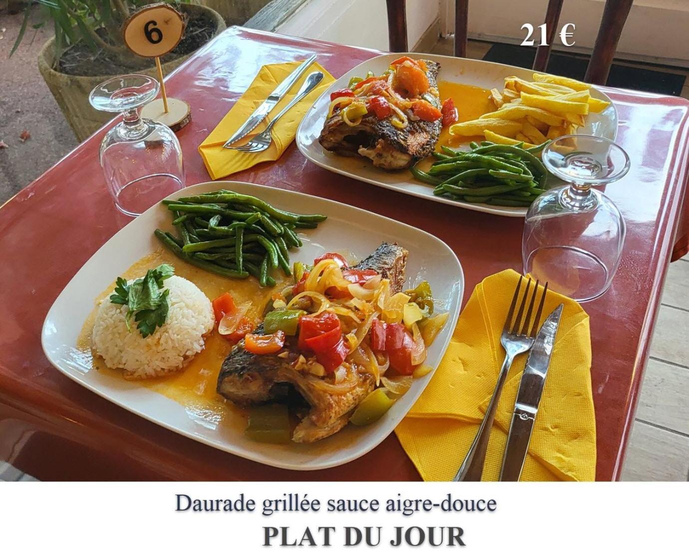 A La Vielle Halle Souppes-sur-Loing ภายนอก รูปภาพ