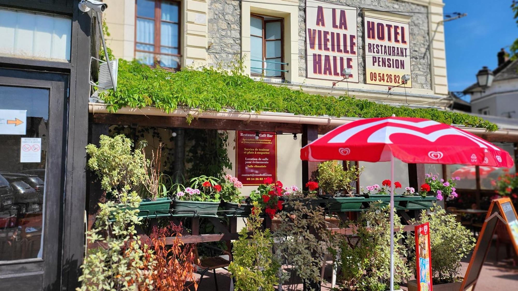A La Vielle Halle Souppes-sur-Loing ภายนอก รูปภาพ